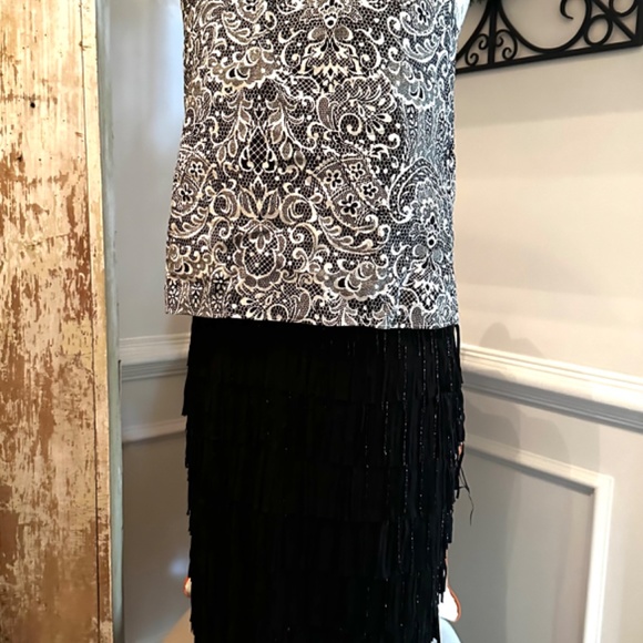 Chico's Black Label women's Black Beaded Fringe Pencil Skirt Size: 0 NWT - Picture 9 of 9